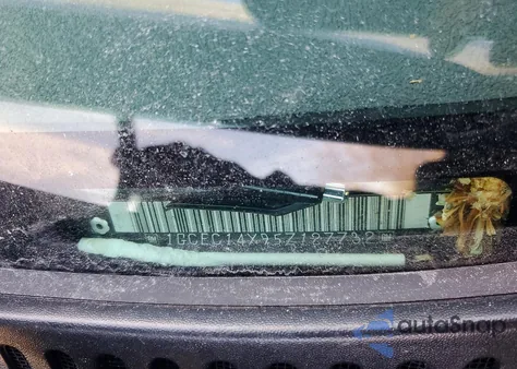 2005 Chevrolet Silverado C1500 z USA, uszkodzony, nr VIN 1GCEC14X95Z127732